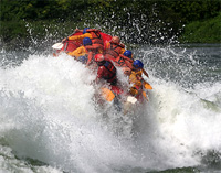 Whitewater rafting on the White Nile